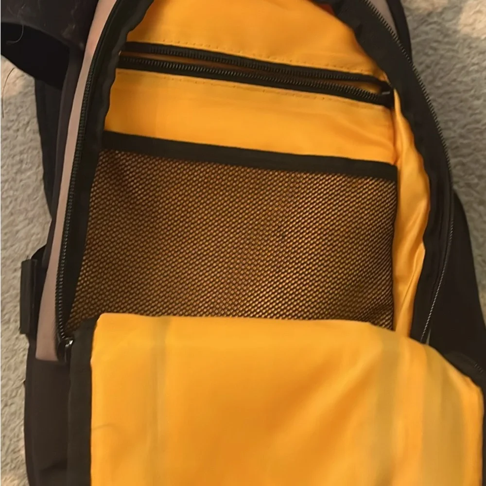 Case Logic TBC-310 SLR Sling for Camera (Black)